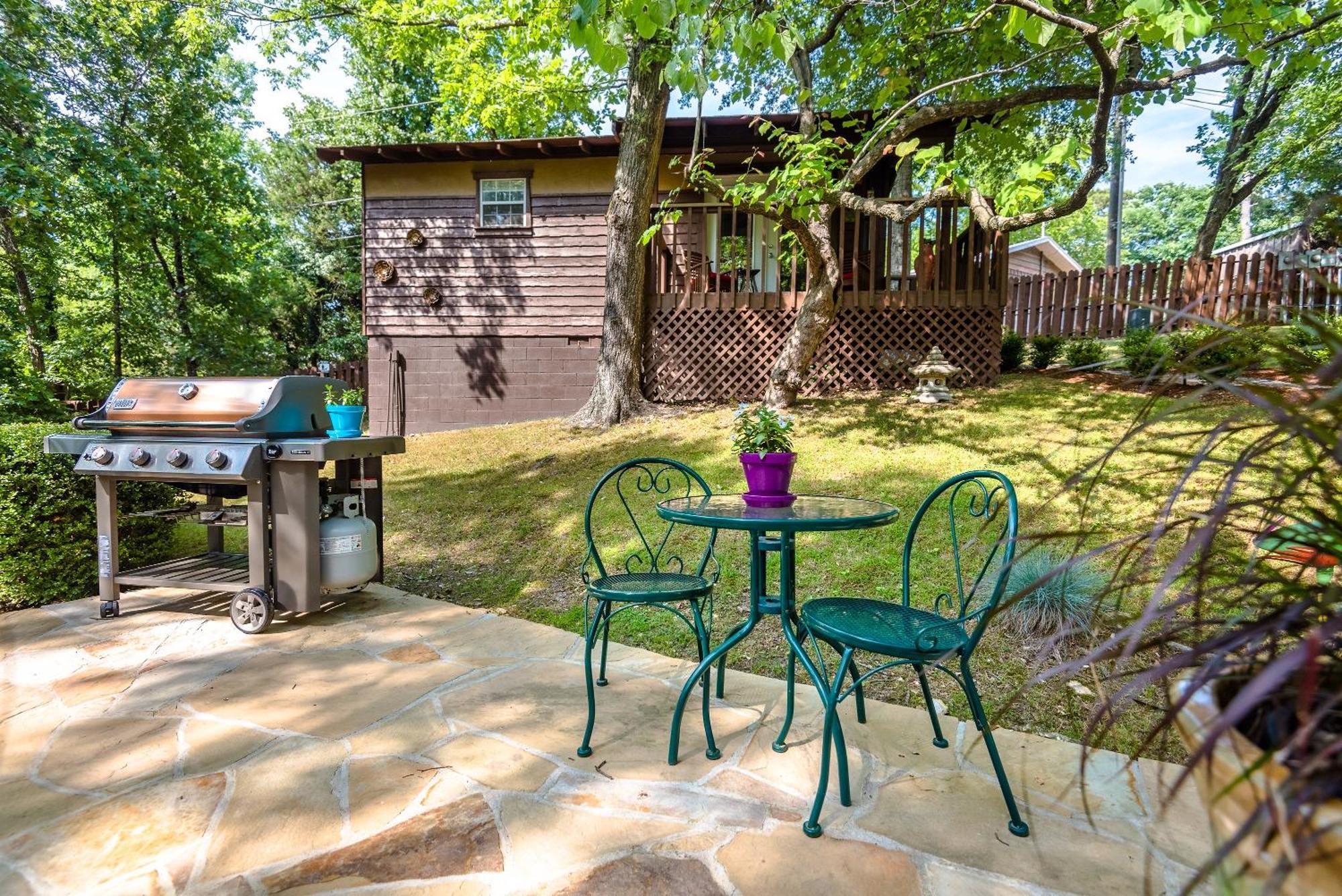 The Woods Cabins Eureka Springs Exterior photo